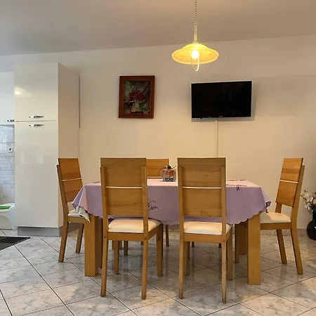 Apartamento Mira Vantacici